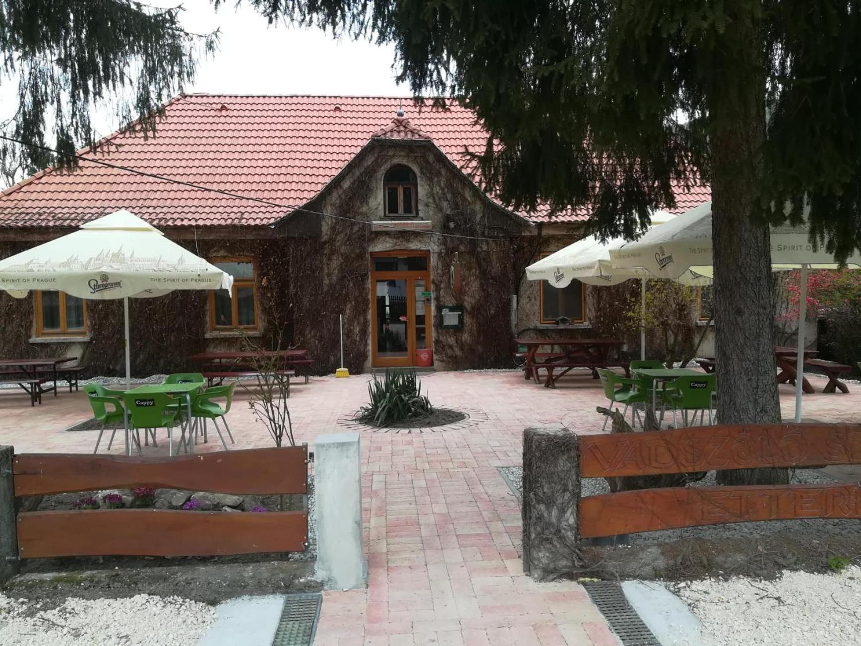 Vadszolo Szallo Es Etterem
